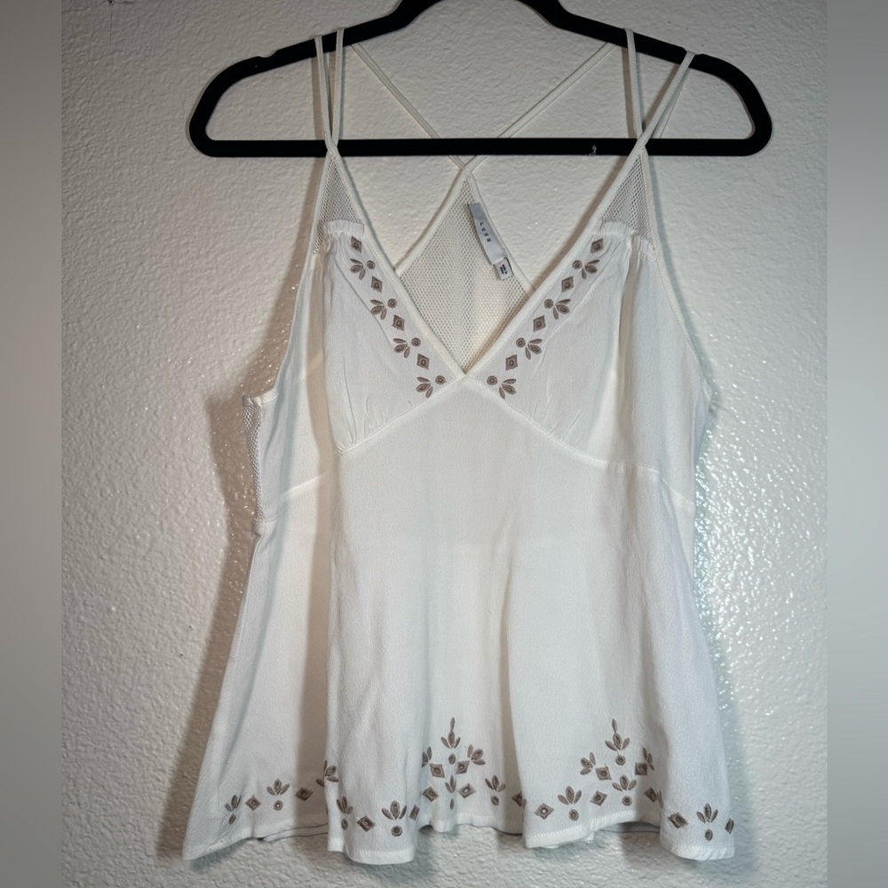 Lush White Embroidered V-Neck Spaghetti Strap Camisole